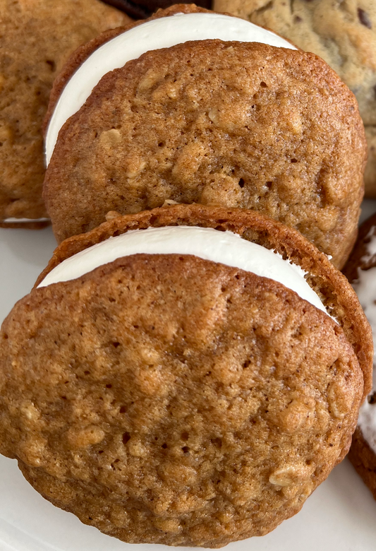 Oatmeal Cream Pies - 1/2 Dozen